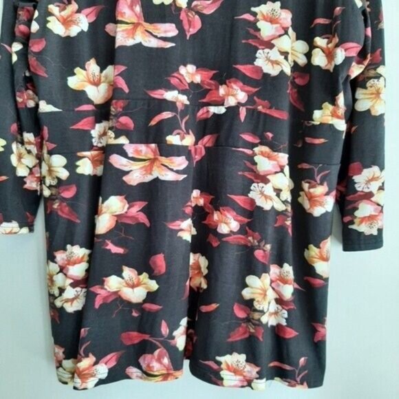 BLUE SKY Bamboo Blend Faux Wrap V-neck Floral Blouse Fairt Trade Sz 1X - Picture 7 of 8